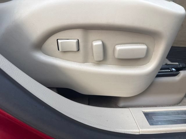 Used 2012 Cadillac SRX Luxury AWD/4WD image 22