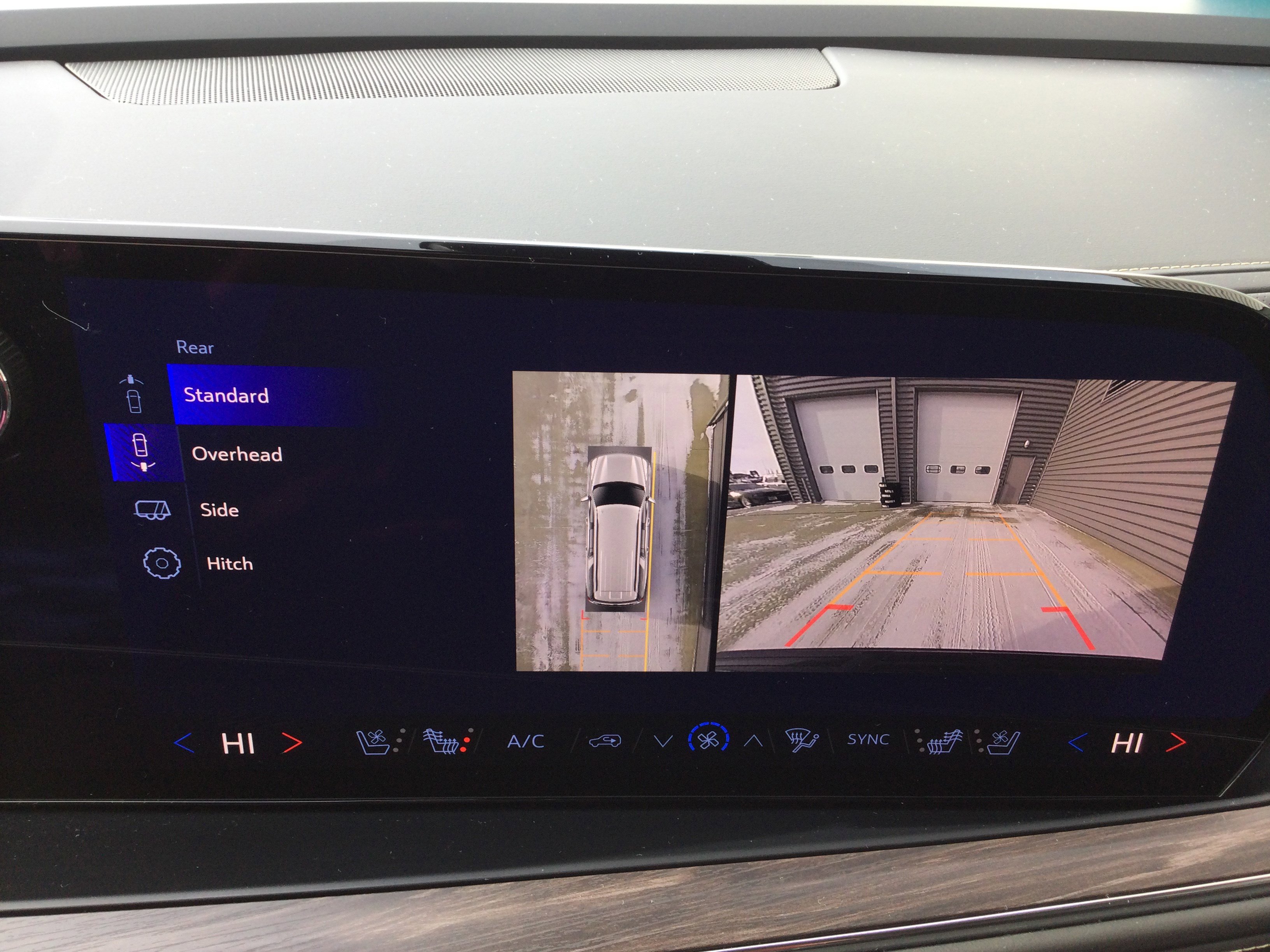 New 2026 Chevrolet Suburban Premier image 21