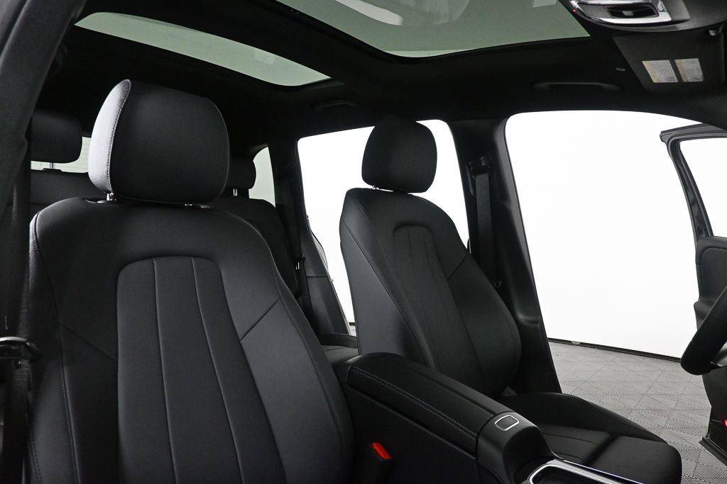 New 2026 Mercedes-Benz GLB 250 image 23