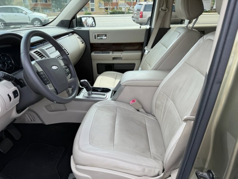 Used 2012 Ford Flex SEL w/ Equipment Group Order Code image 9