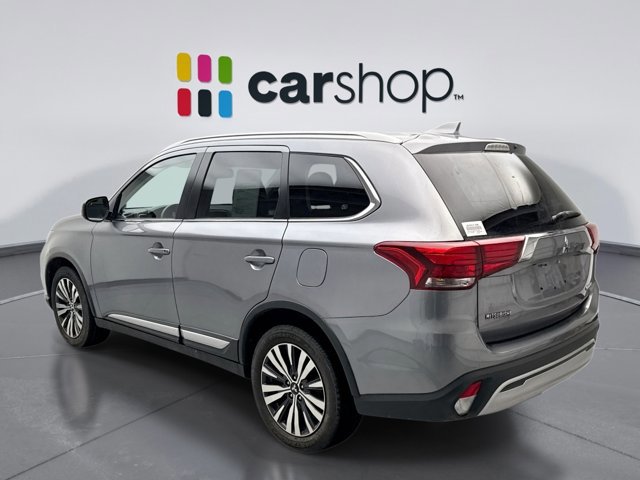 Used 2019 Mitsubishi Outlander SEL image 3