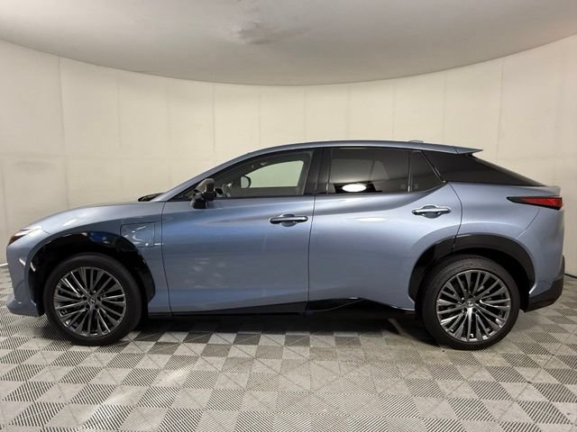 Certified 2023 Lexus RZ 450e Premium w/ Accessory Package (2T) AWD/4WD image 3