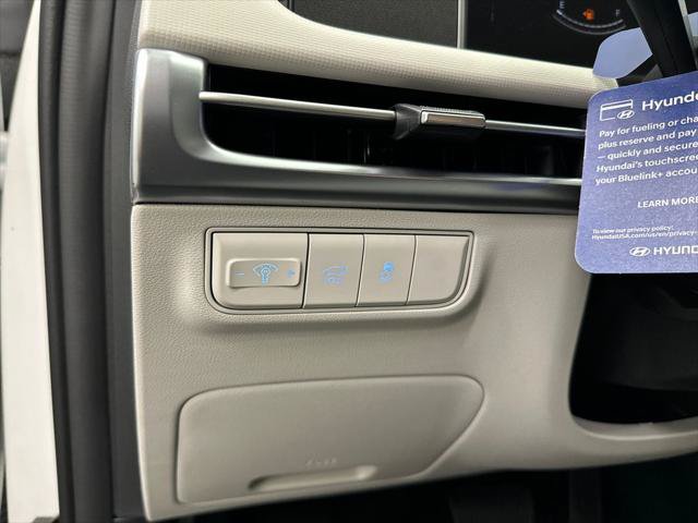 New 2026 Hyundai Tucson SEL FWD image 32