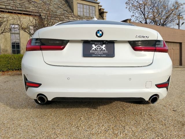 Used 2021 BMW 330i Sedan w/ Driving Assistance Package image 14