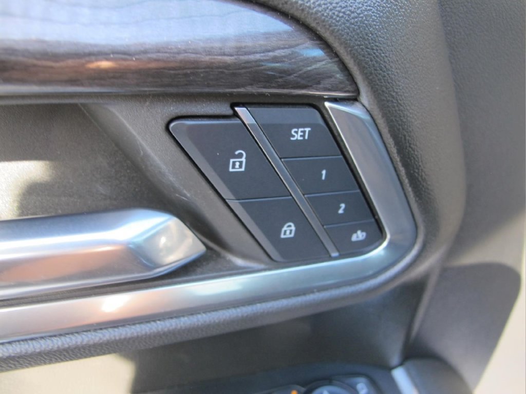 Used 2024 Chevrolet Silverado 2500 LTZ w/ LTZ Plus Package AWD/4WD image 12
