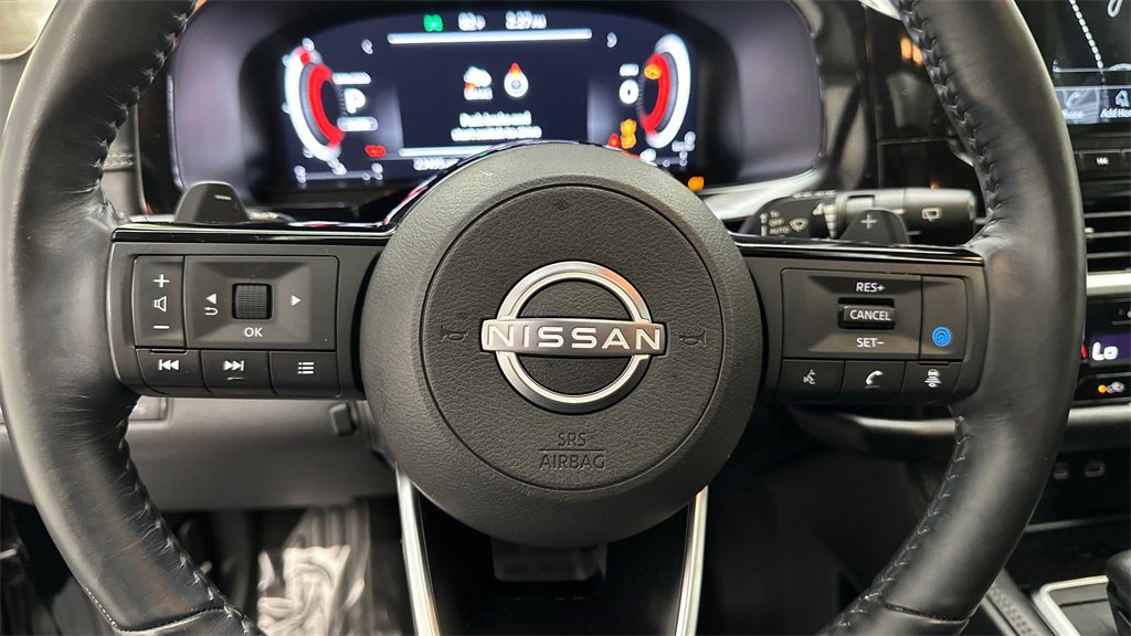 Certified 2022 Nissan Pathfinder Platinum w/ Cargo Package image 17