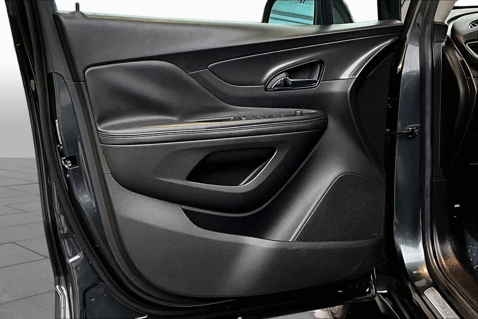 Used 2018 Buick Encore Preferred FWD image 20