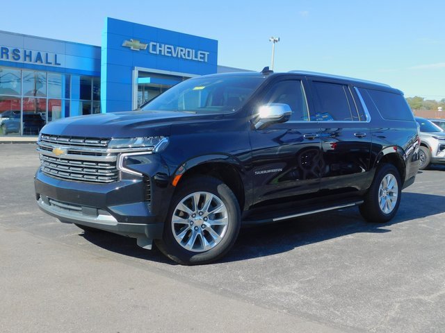 Used 2024 Chevrolet Suburban Premier w/ Premium Package image 2