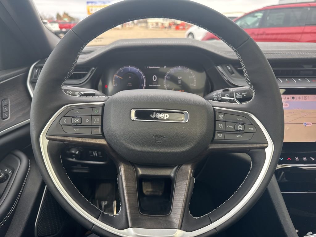 New 2026 Jeep Grand Cherokee Limited image 15