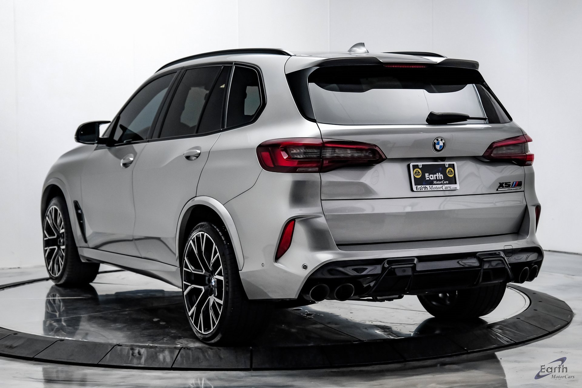 Used 2022 BMW X5 M w/ Competition Package 2 image 9