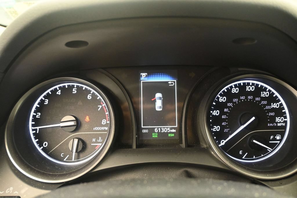 Used 2022 Toyota Camry SE w/ Audio Upgrade Package FWD image 13