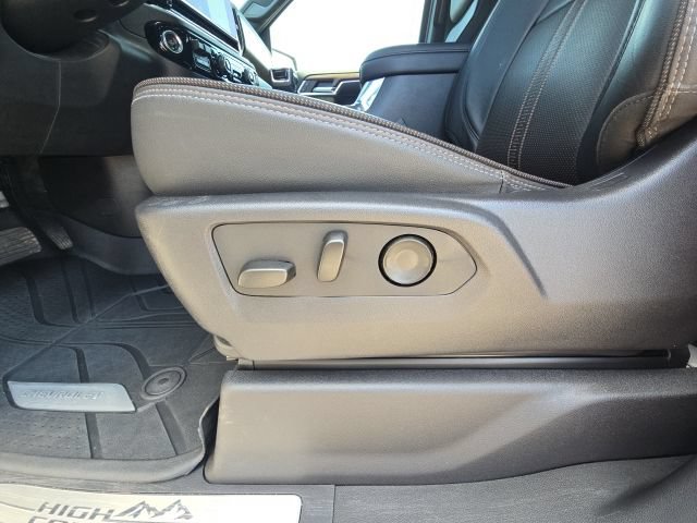Used 2024 Chevrolet Silverado 1500 High Country w/ High Country Premium Package AWD/4WD image 21