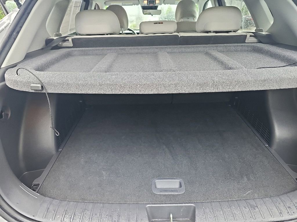 Used 2025 Hyundai Kona SEL FWD image 29