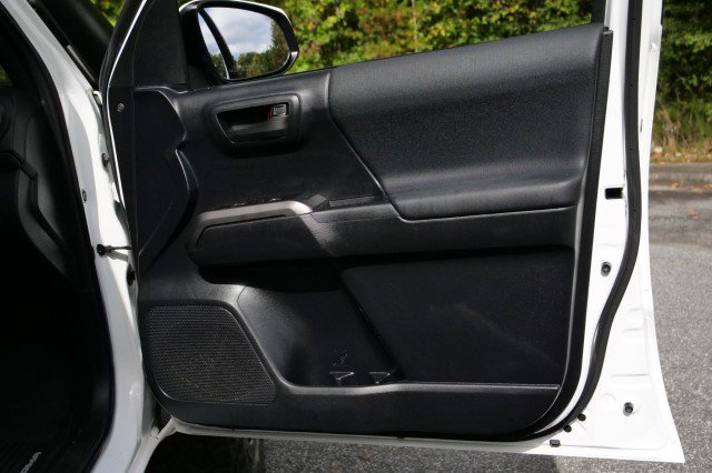 Used 2020 Toyota Tacoma TRD Sport image 48