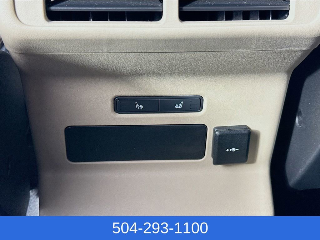 Used 2023 Land Rover Range Rover Velar R-Dynamic S image 27