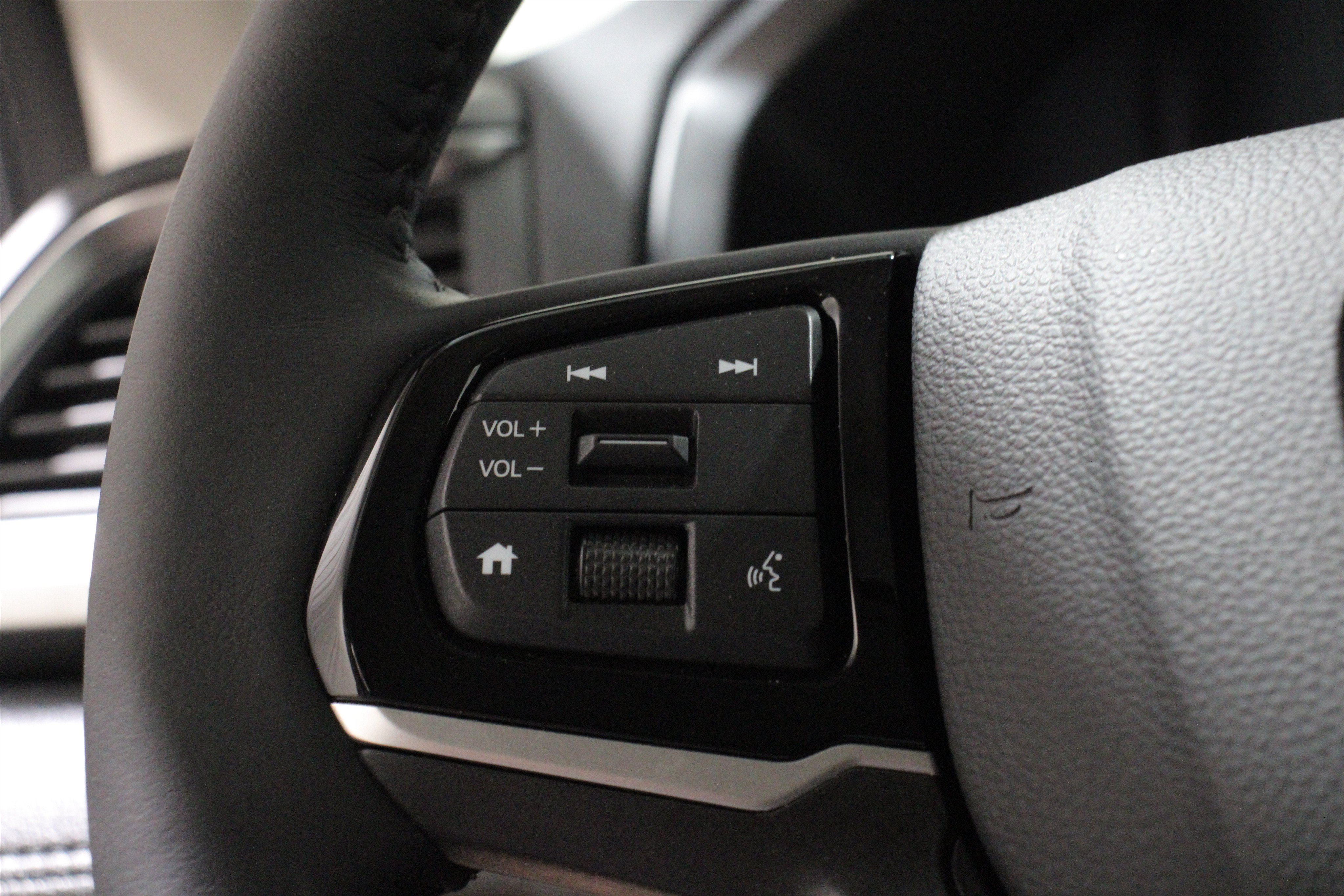 Used 2026 Honda Odyssey EX-L image 9