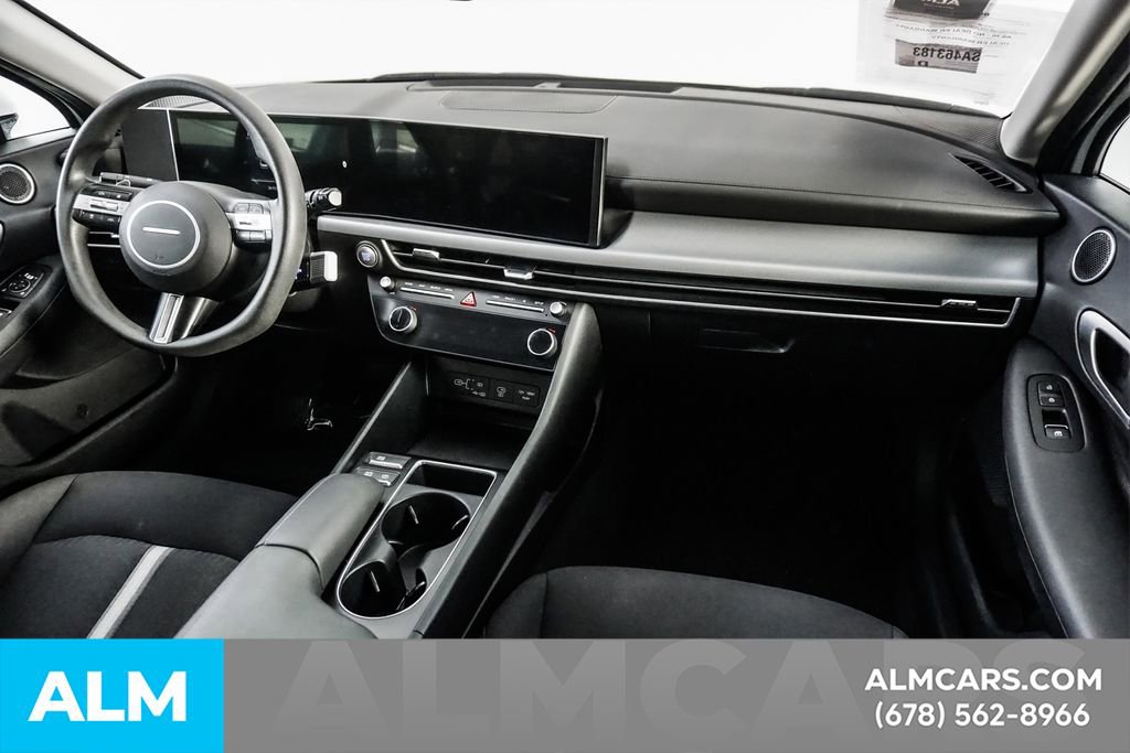 Used 2025 Hyundai Sonata SEL FWD image 21