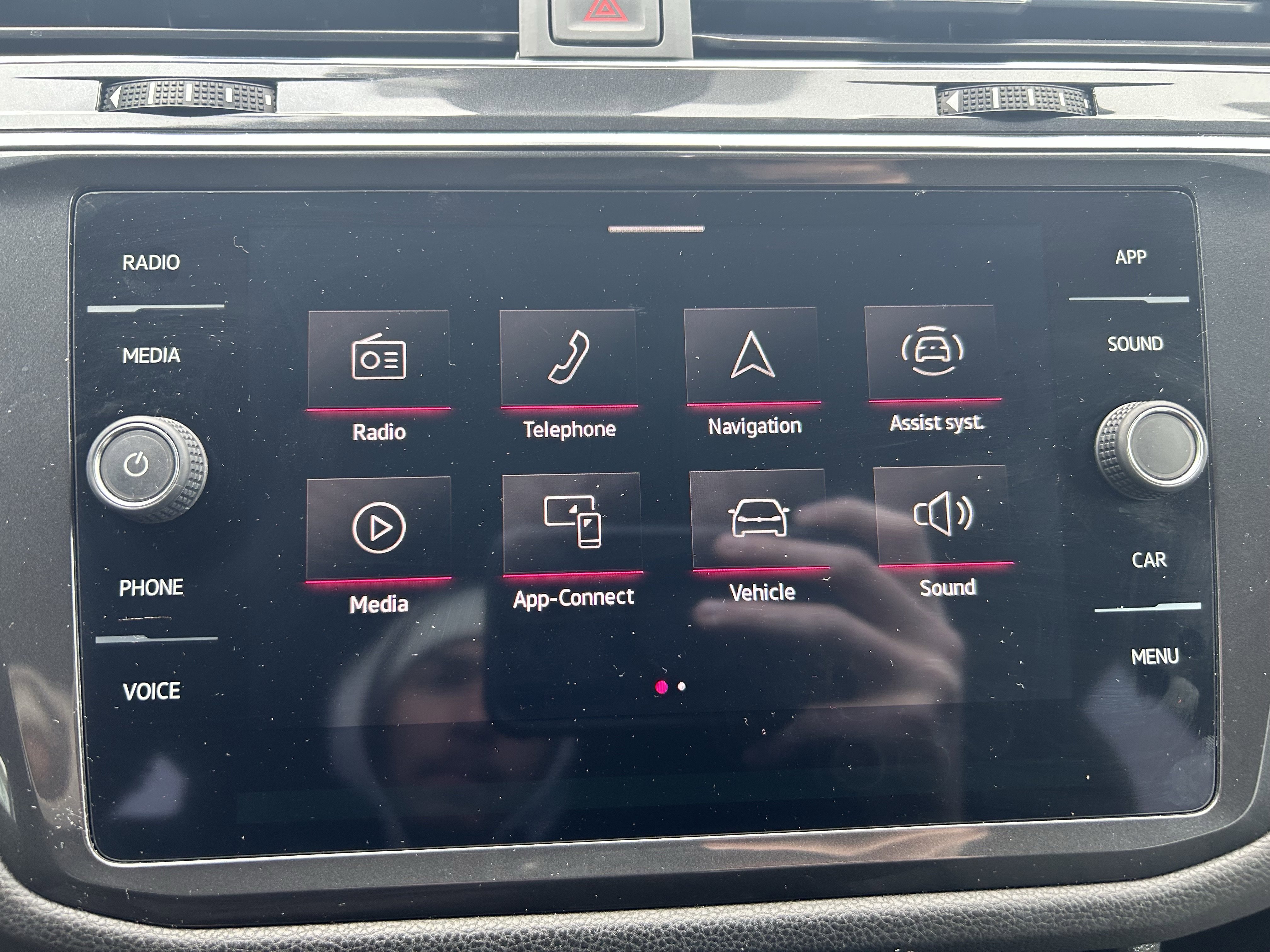 Certified 2022 Volkswagen Tiguan SE R-Line image 12