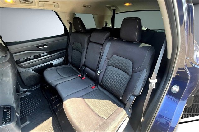 Used 2022 Nissan Pathfinder SV image 22