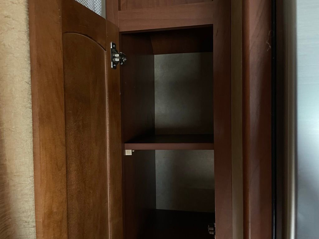 Used 2013 Ford E-450 and Econoline 450 Super Duty w/ Motorhome Prep Pkg RWD image 77