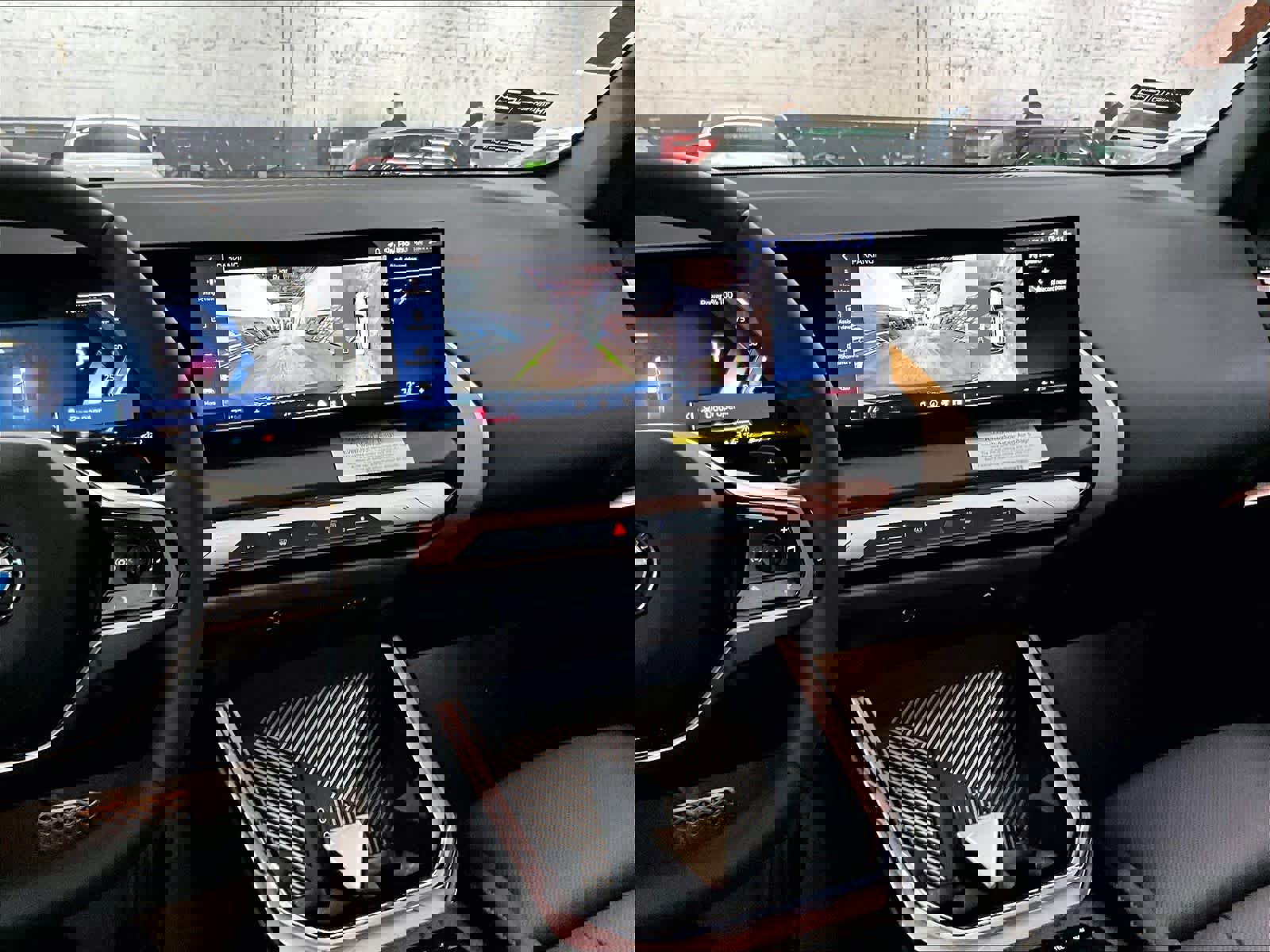 Certified 2025 BMW X3 xDrive30i w/ Premium Package image 9