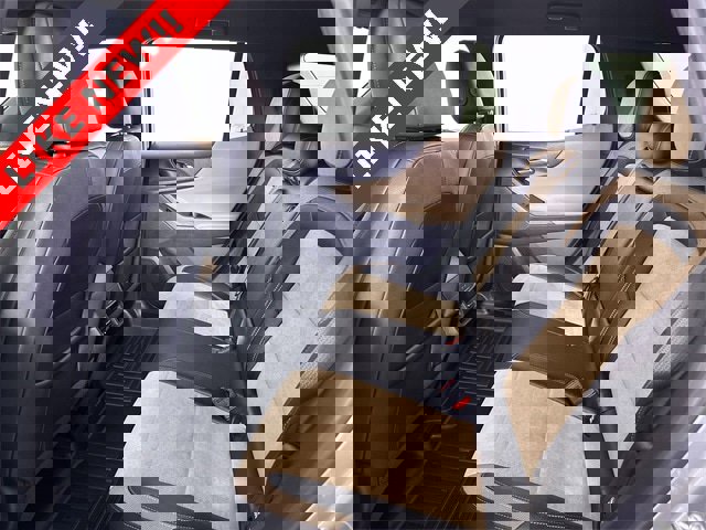 Used 2025 Chevrolet Equinox ACTIV w/ Safety and Technology Package image 26