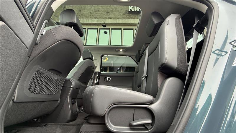 Used 2024 Hyundai Ioniq 5 Limited image 18