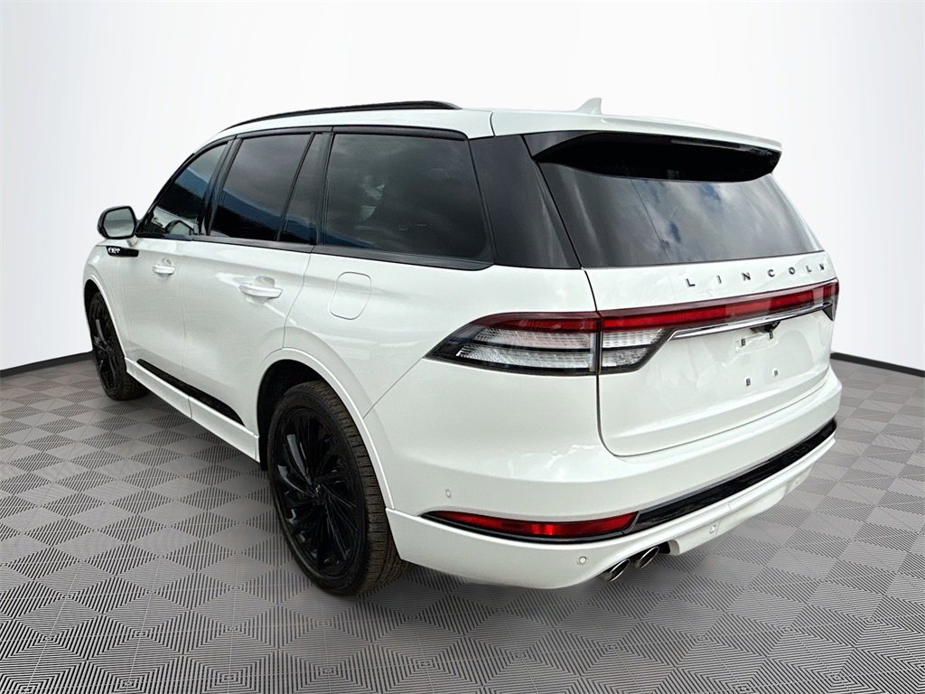 Used 2023 Lincoln Aviator Black Label w/ Jet Package image 8