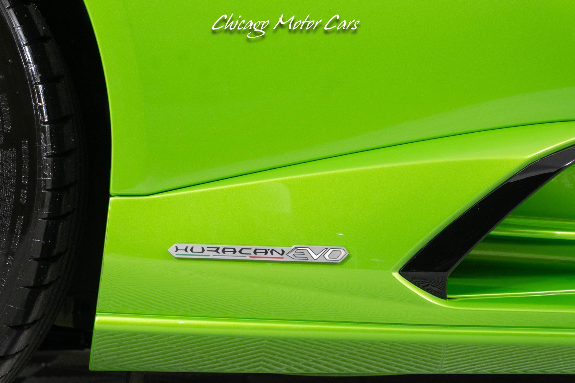 Used 2020 Lamborghini Huracan EVO AWD/4WD image 13