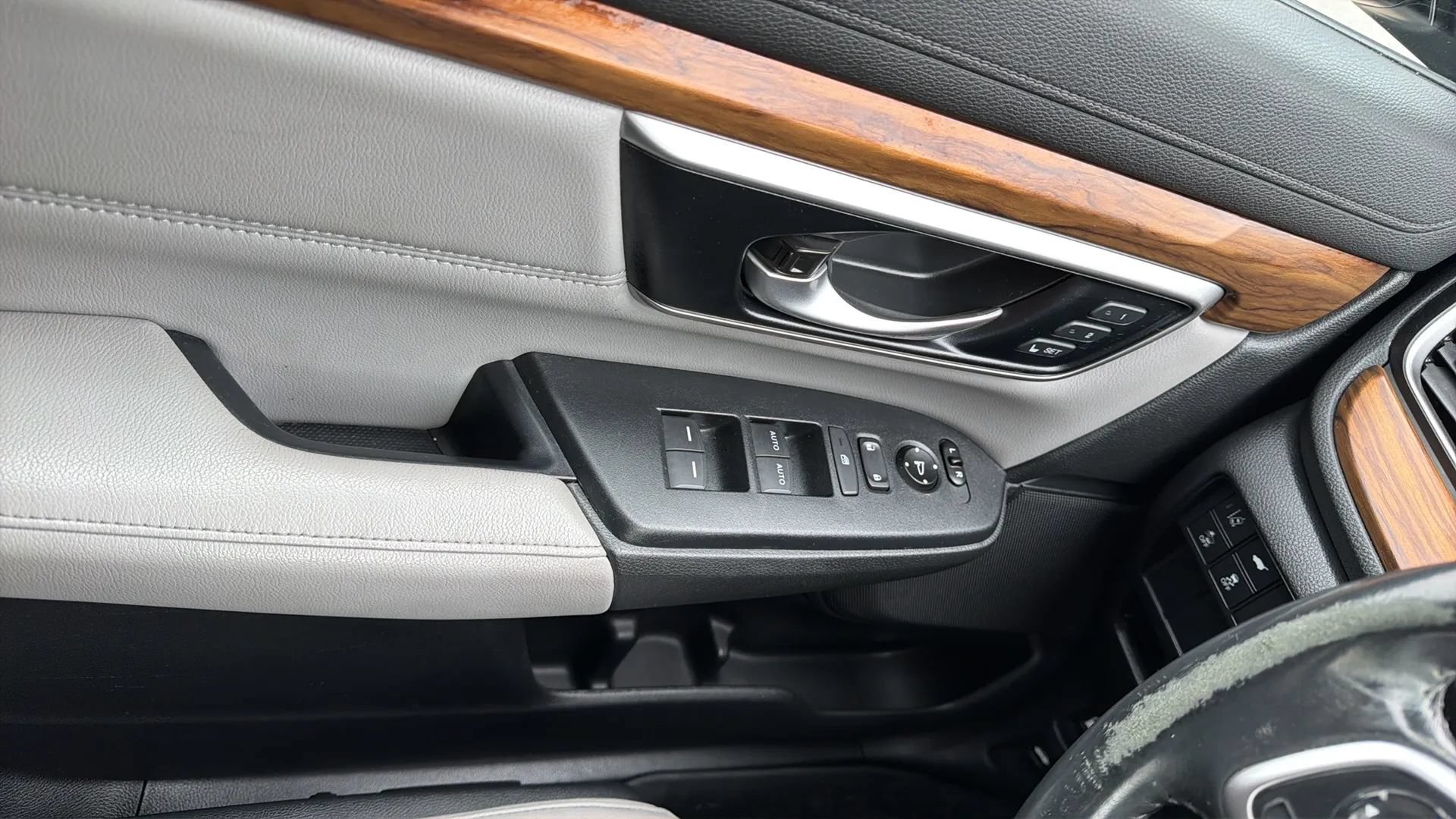 Used 2019 Honda CR-V EX-L image 22
