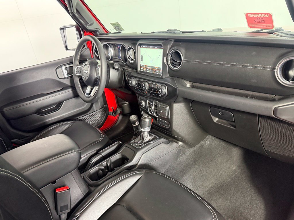 Used 2023 Jeep Wrangler Unlimited Sahara w/ Cold Weather Group AWD/4WD image 15