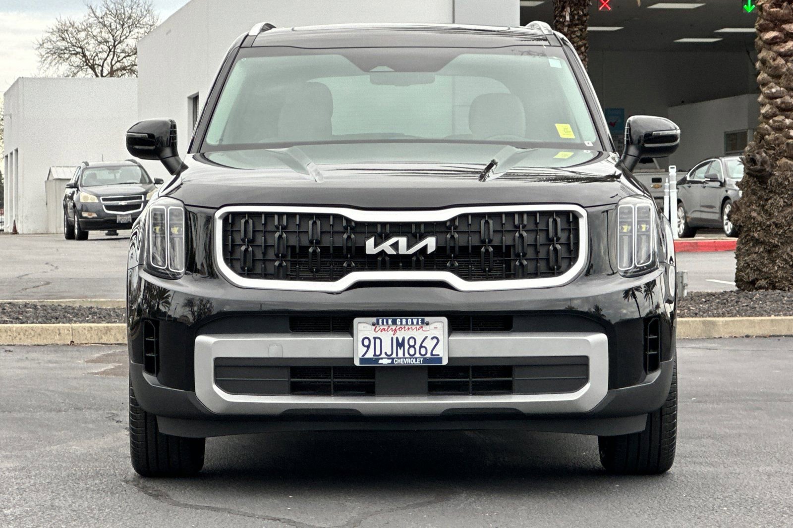 Used 2023 Kia Telluride EX w/ EX Captain's Chair Package image 8