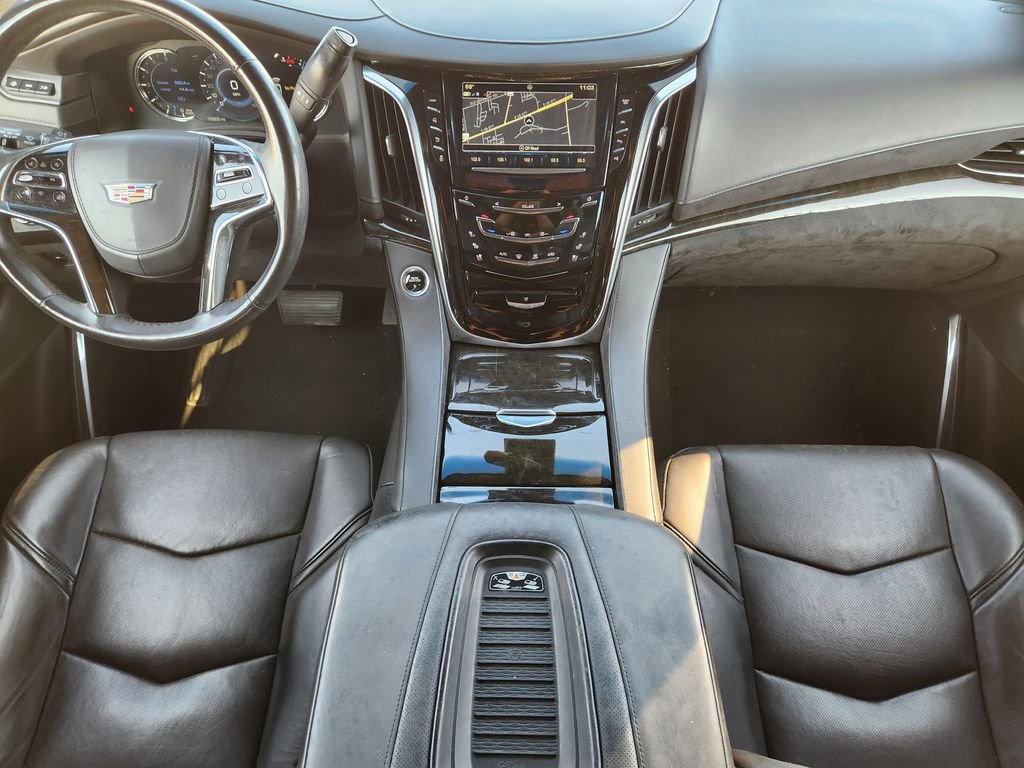 Used 2019 Cadillac Escalade ESV Platinum image 27