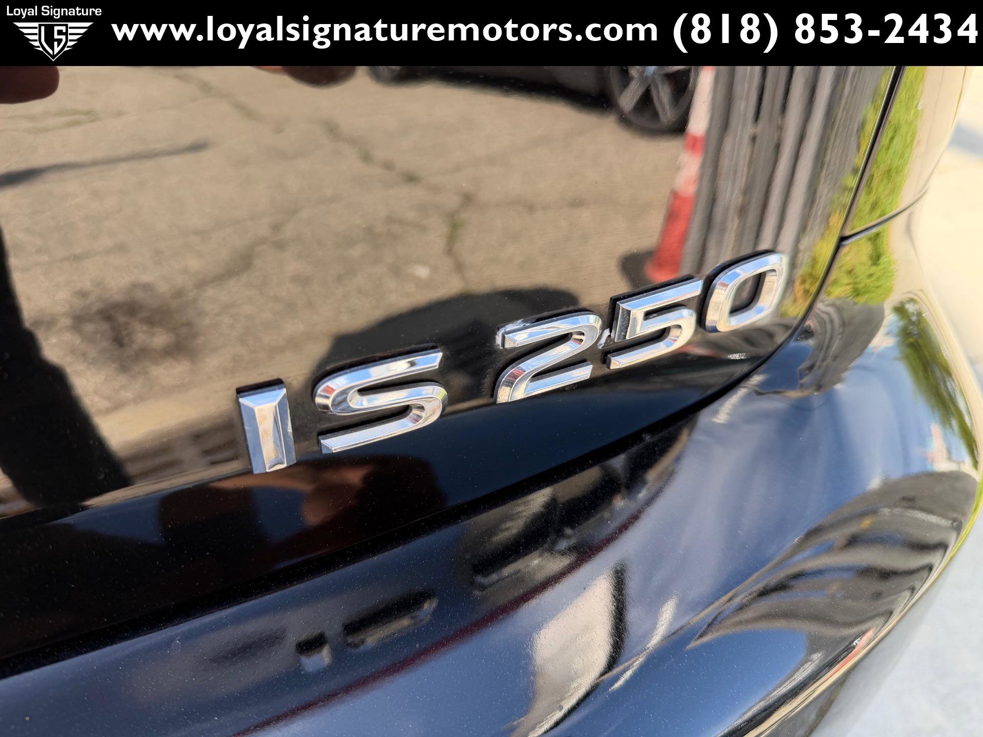 Used 2012 Lexus IS 250 w/ Premium Pkg Value Edition RWD image 8
