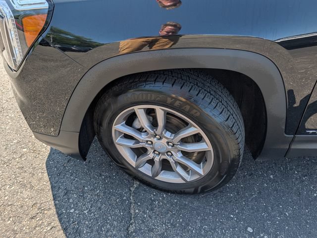 Used 2022 GMC Terrain SLT AWD/4WD image 3