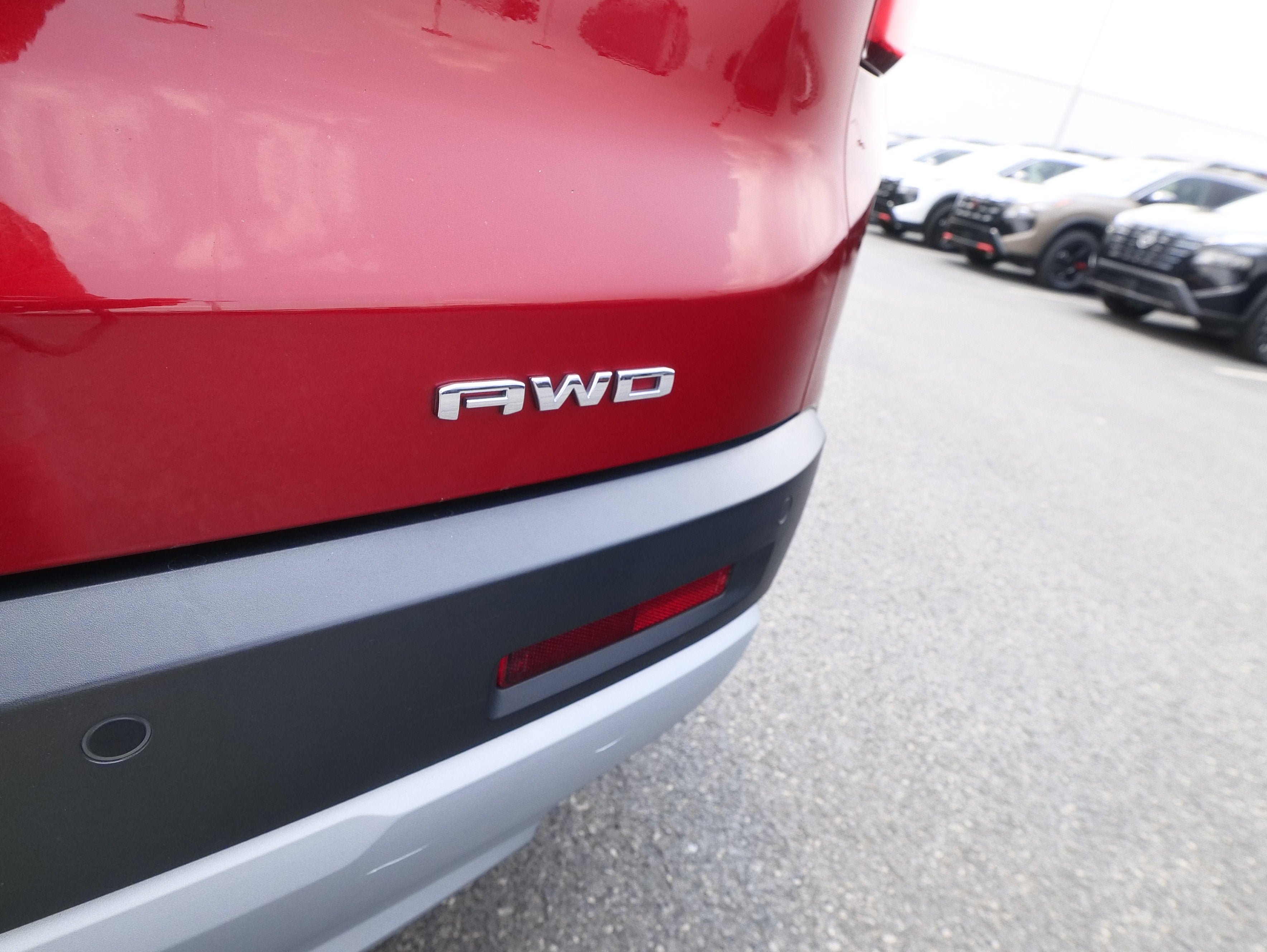 Used 2023 GMC Acadia SLE w/ Driver Convenience Package AWD/4WD image 9