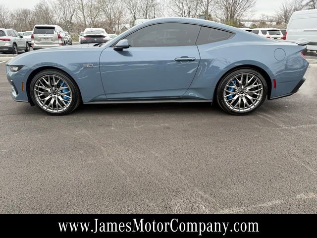 Used 2024 Ford Mustang GT Premium image 9