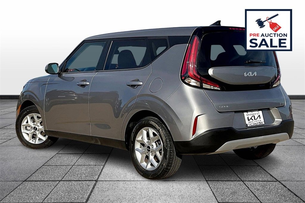 Certified 2023 Kia Soul LX w/ Option Group 015 image 11