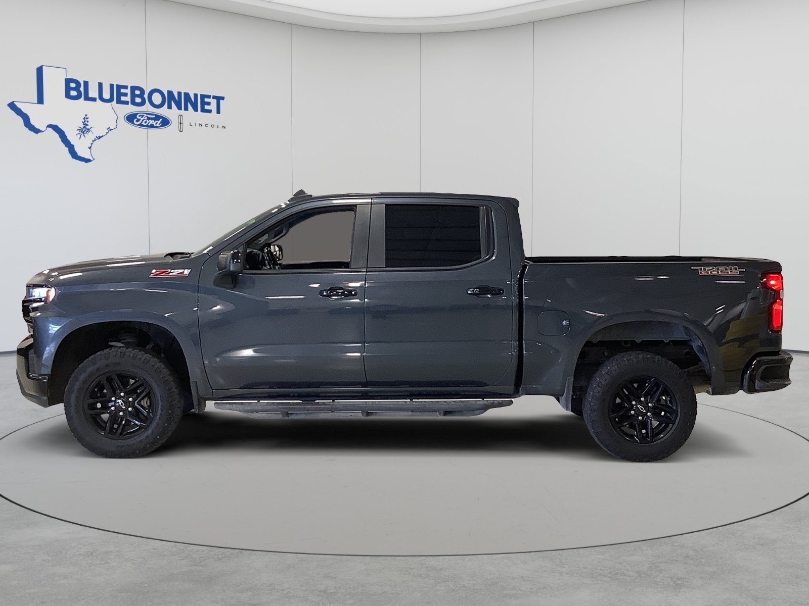 Used 2021 Chevrolet Silverado 1500 LT Trail Boss w/ Convenience Package II AWD/4WD image 7
