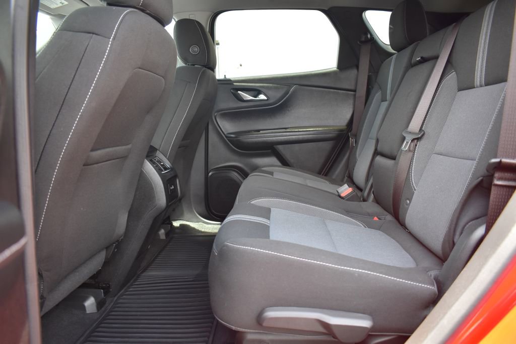 Used 2023 Chevrolet Blazer LT FWD image 13