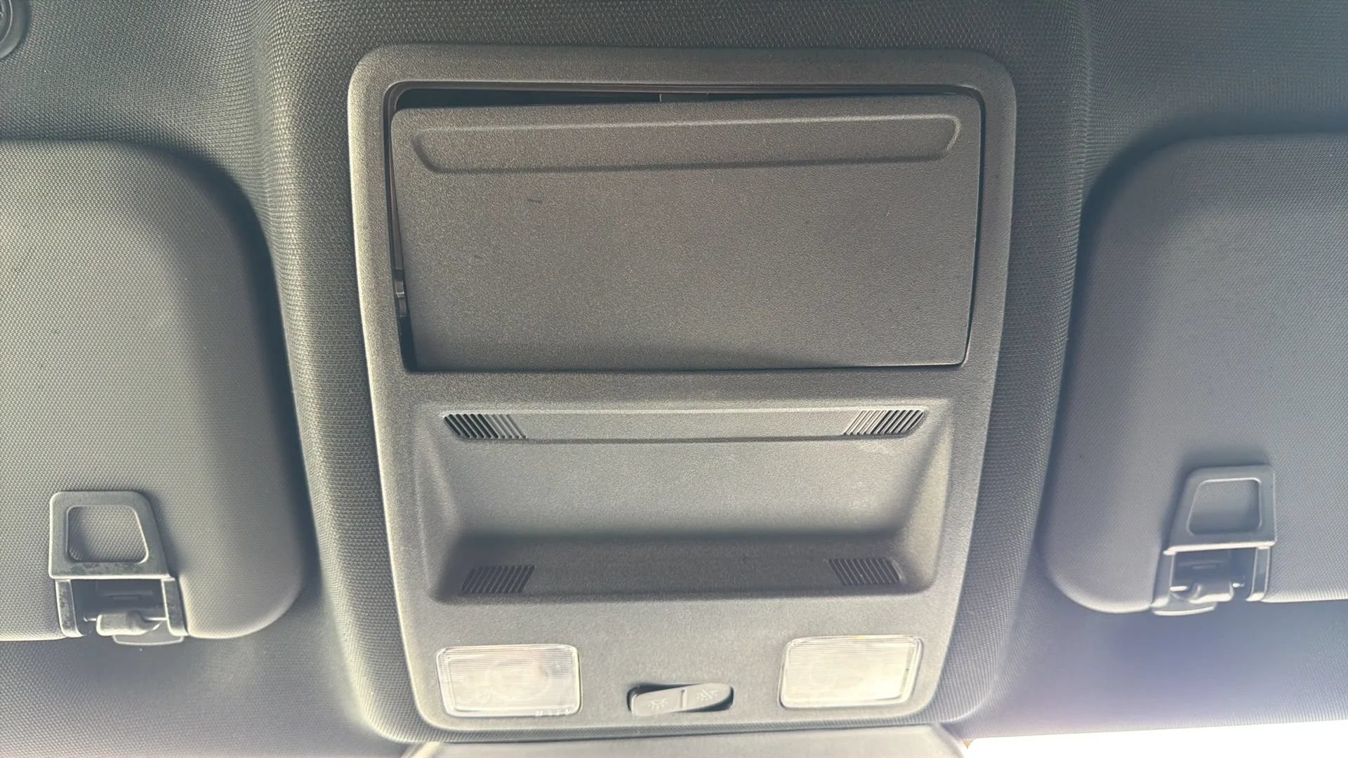 Used 2023 Ford Escape ST-Line FWD image 21
