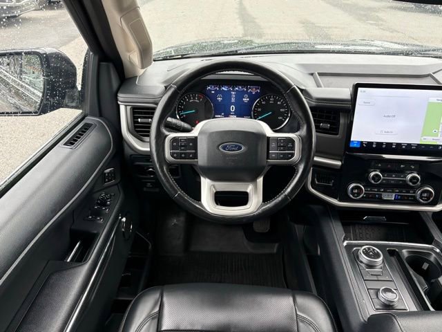 Used 2024 Ford Expedition XLT AWD/4WD image 13
