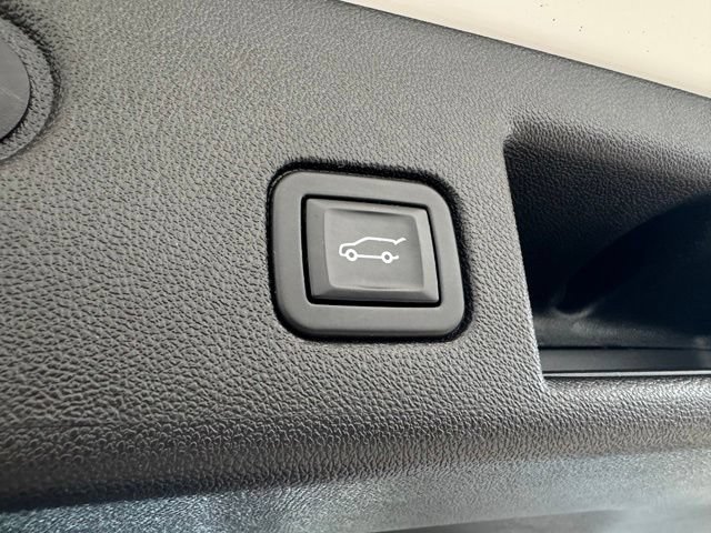 Used 2022 Chevrolet Equinox Premier AWD/4WD image 42
