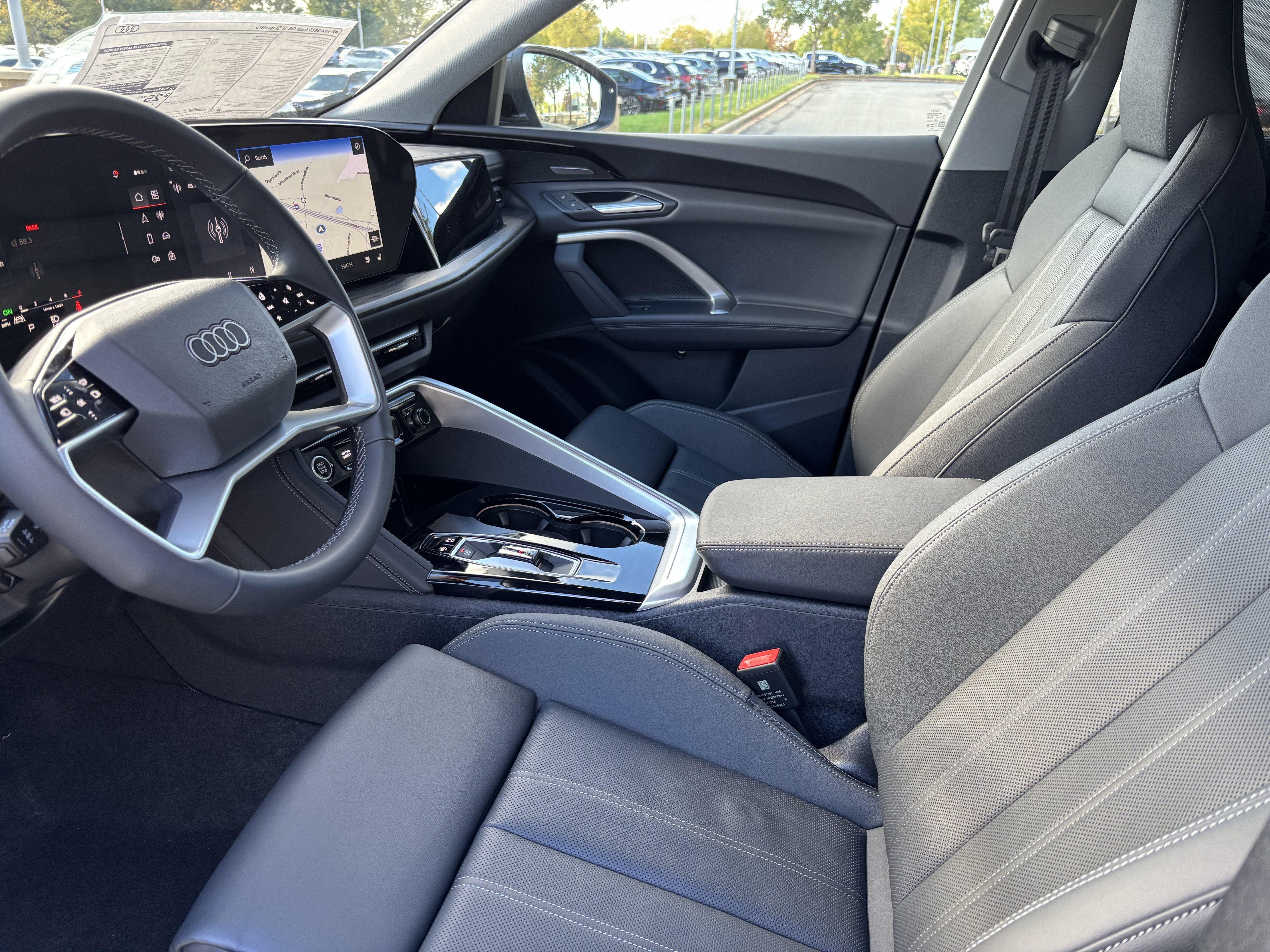 Used 2025 Audi Q5 Premium AWD/4WD image 16