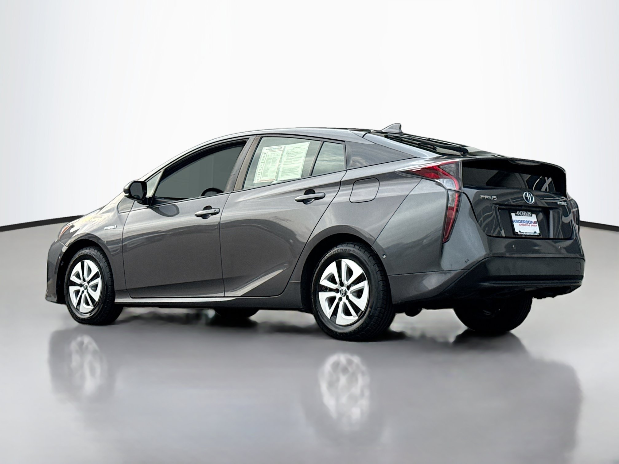 Used 2017 Toyota Prius Two w/ Prius Two Safety Plus Package FWD image 13