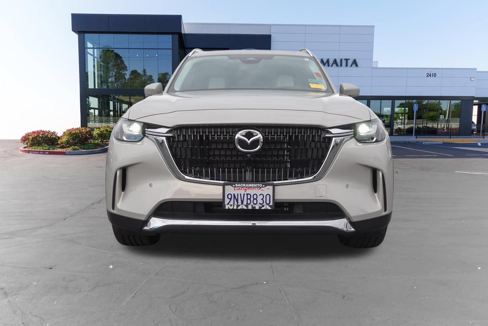 Certified 2024 MAZDA CX-90 Plug-In Hybrid w/ Premium Plus AWD/4WD image 11