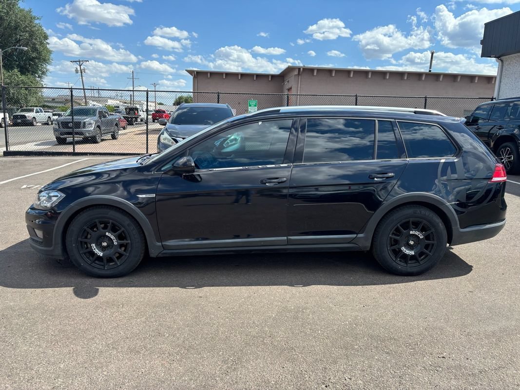 Used 2019 Volkswagen Golf Alltrack S AWD/4WD image 4