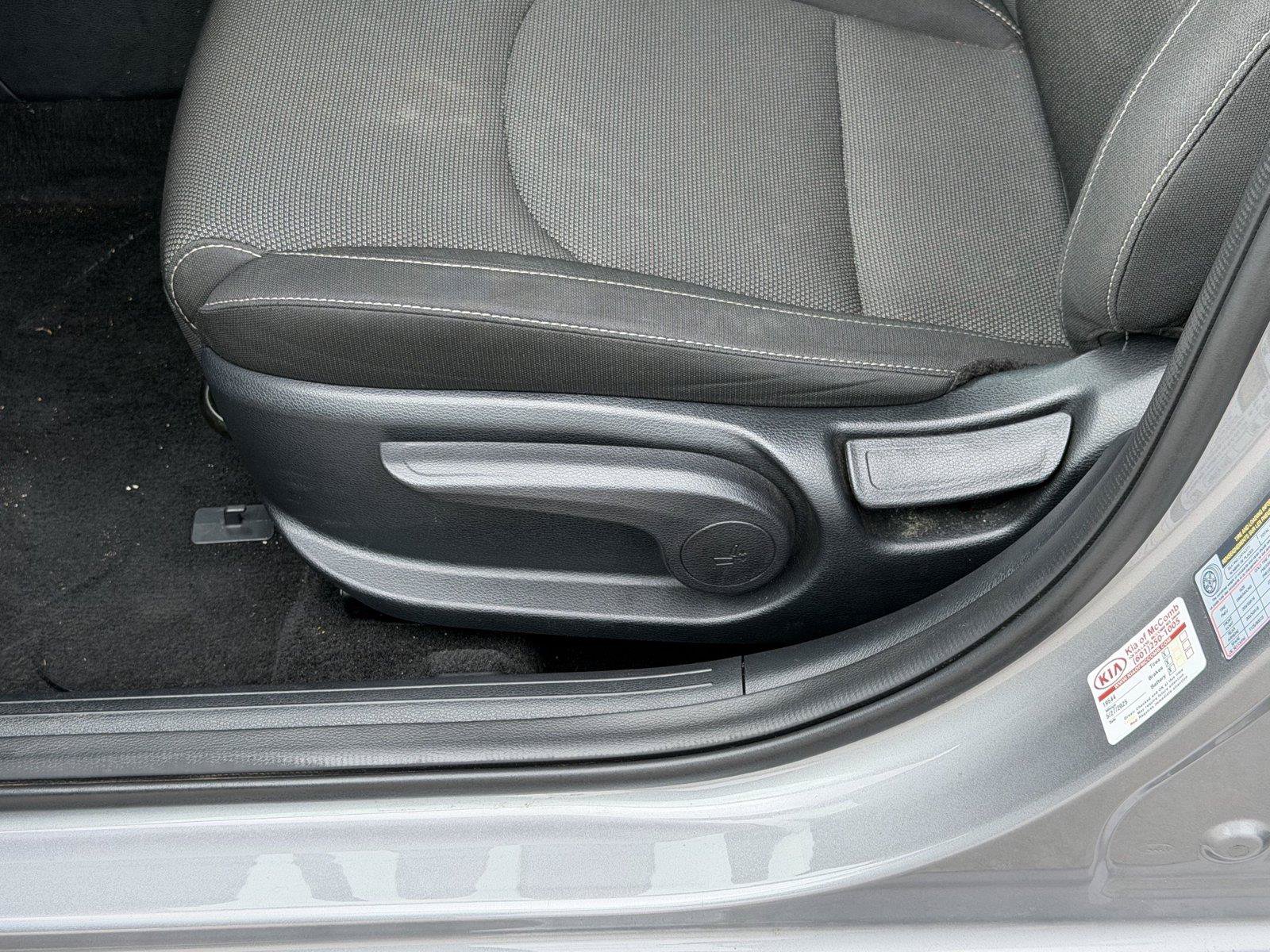 Used 2024 Kia Forte LXS FWD image 14