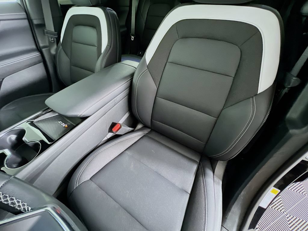 New 2026 Chevrolet Blazer EV LT AWD/4WD image 21
