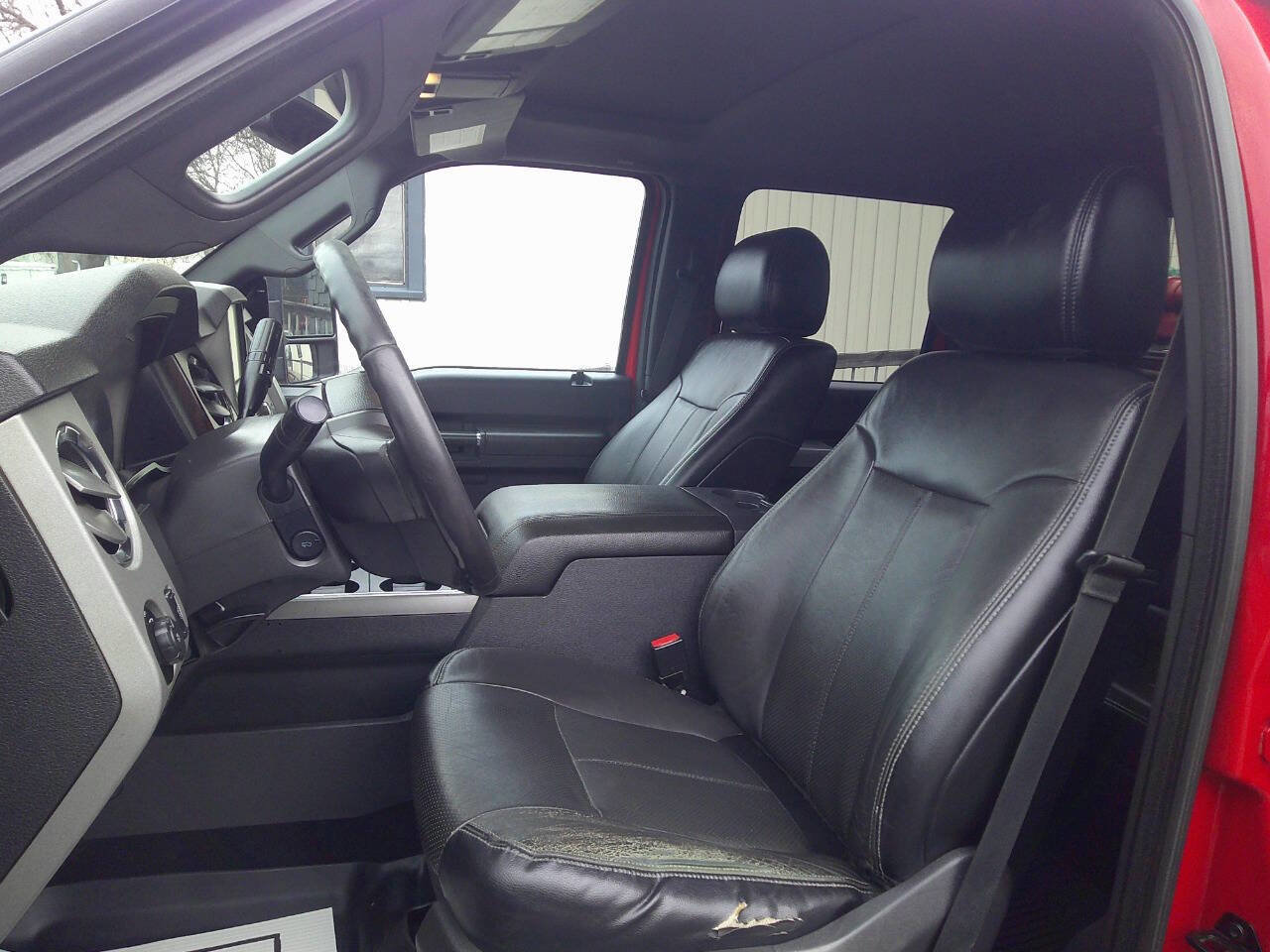 Used 2015 Ford F250 Lariat w/ Lariat Ultimate Package image 13